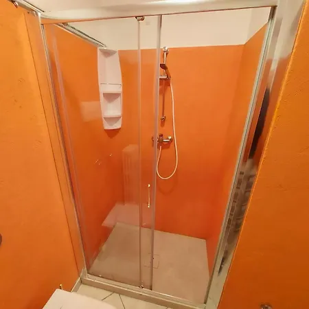 Oasi Daire Malcesine